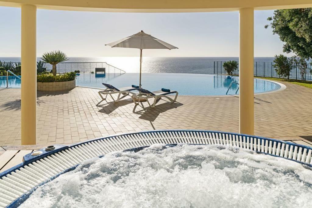 Formosa Infinity Pool Apartment فونشال المظهر الخارجي الصورة